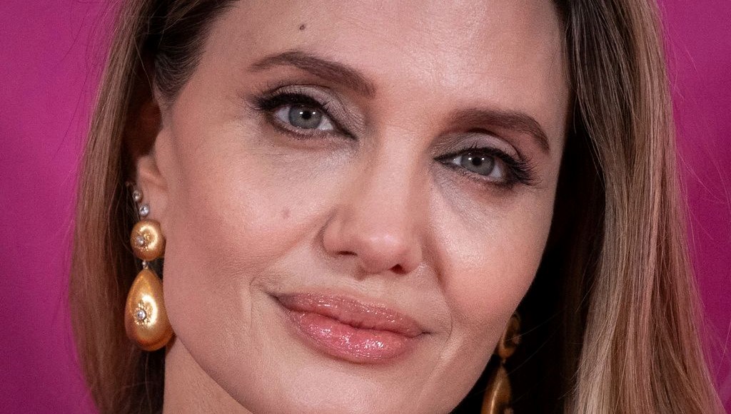 Angelina Jolie: Umarım hayatımı konu alan bir film yapılmaz