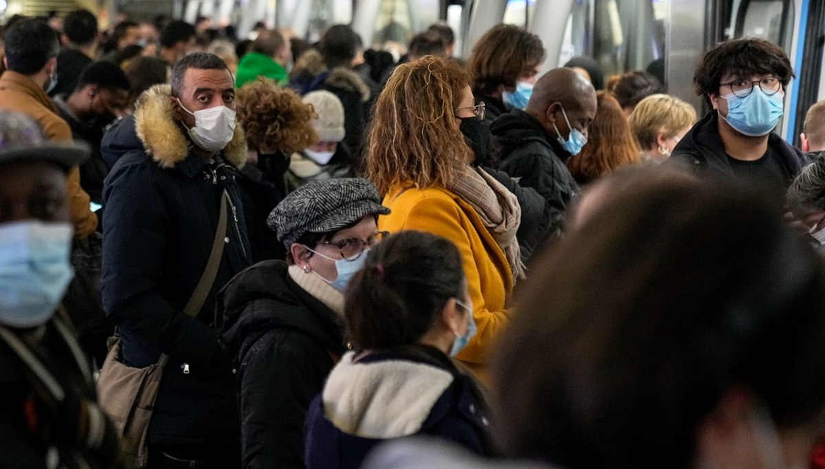 Paris'te grevler nedeniyle perşembe toplu taşımada Paris'te grevler nedeniyle perşembe toplu taşımada