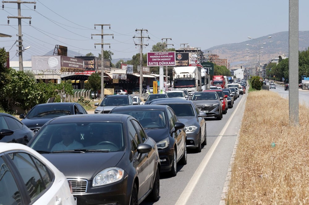 60 kilometrelik araç kuyruğu! Bir ucu Aydın, diğer ucu Muğla'da - 5