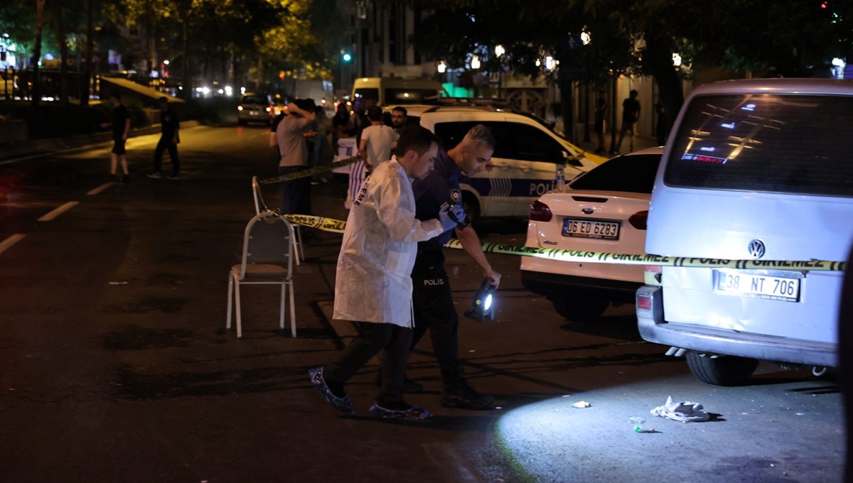 Beyoğlu’nda motosikletle ateş açıldı: 1 ölü, 1 yaralı