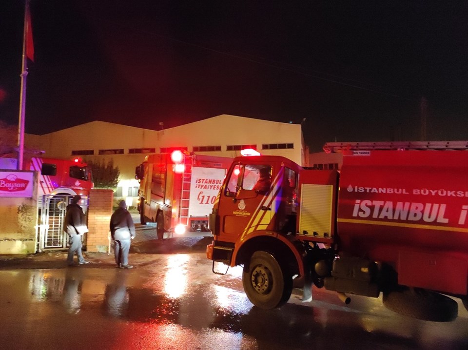 Çekmeköy'de fabrika yangını - 2