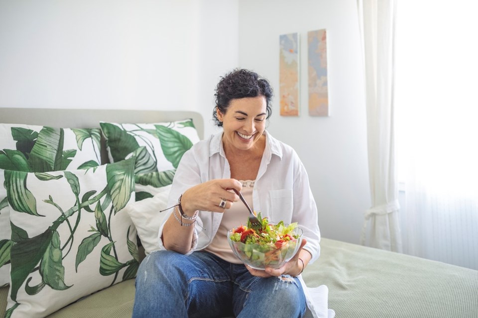 Menopoz dönemini daha rahat geçirmenizi sağlayacak beslenme tavsiyeleri - 2