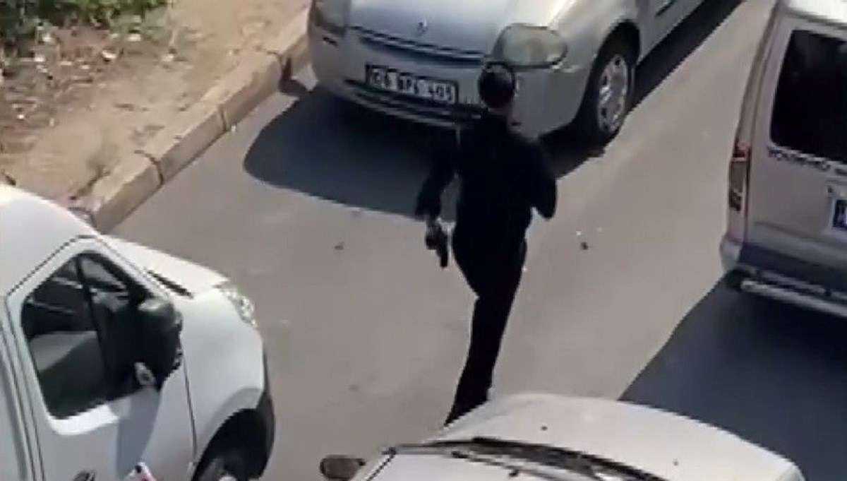 İstanbul’da düğün konvoyu terörü: Silahla havaya ateş açtılar İstanbul’da düğün konvoyu terörü: Silahla havaya ateş açtılar