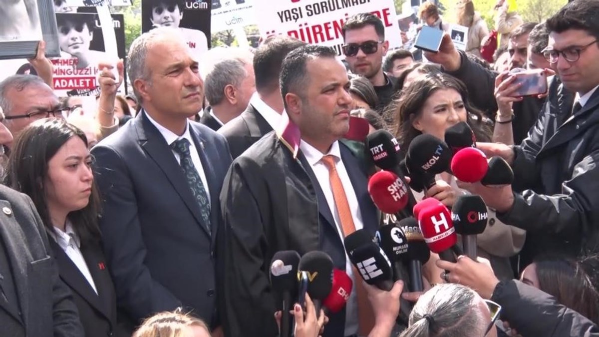 Rezan Epözdemir