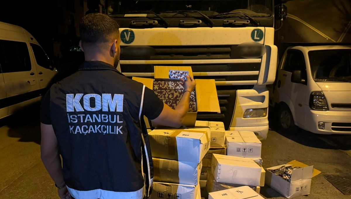 Zehir tacirlerinin akılalmaz tuzağı: Uyuşturucuya alıştırmak için cinsel performans artırıcı diye sattılar Zehir tacirlerinin akılalmaz tuzağı: Uyuşturucuya alıştırmak için cinsel performans artırıcı diye sattılar