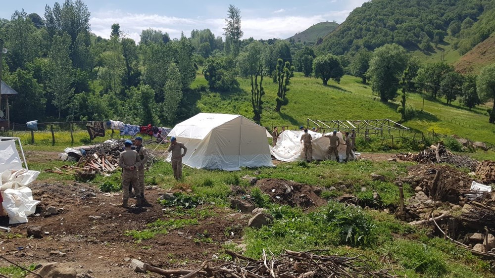 Bingöl'de depremin en çok etkilediği bölgeden son kareler - 8