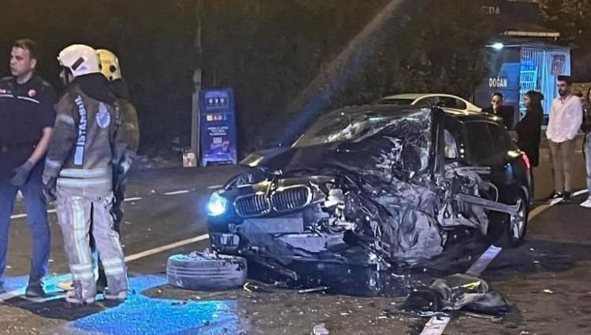 Büyükçekmece’de iki araç kafa kafaya çarpıştı: 5 yaralı Büyükçekmece’de iki araç kafa kafaya çarpıştı: 5 yaralı