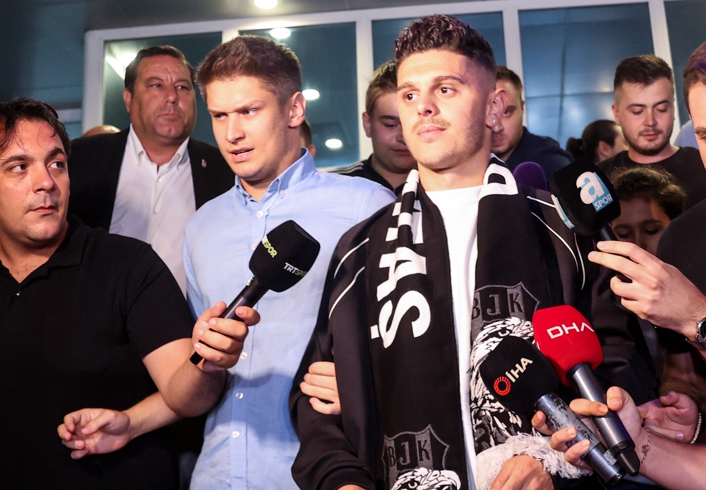 Beşiktaş, Milot Rashica Transferini KAP'a Bildirdi: Kosovalı Oyuncu ...