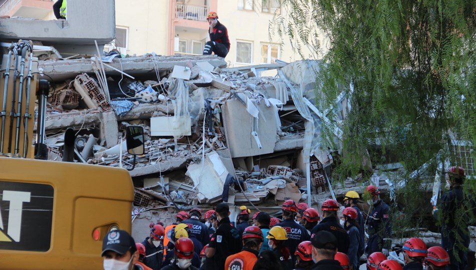 AFAD: Depremzedeler için gıda kolisi ve battaniyeye ihtiyaç var