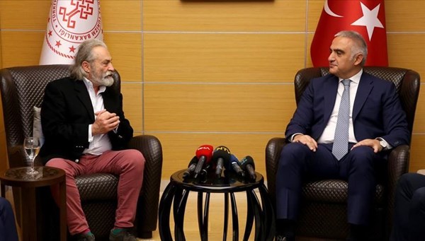 Haluk Bilginer: Bu ödülü beklemiyordum (Kültür ve Turizm Bakanı Ersoy ile buluşma)