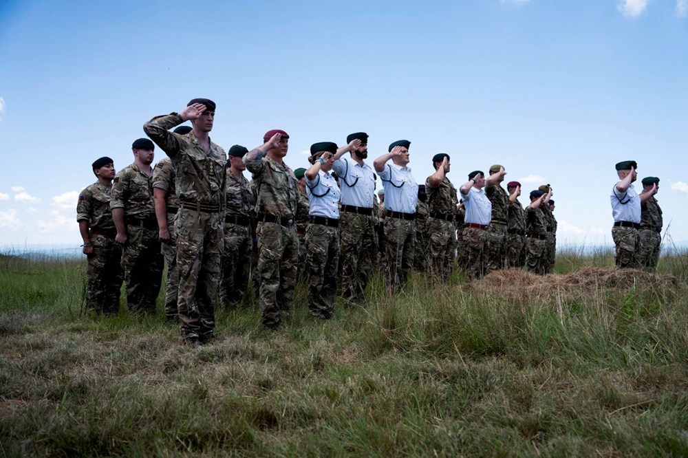 Avrupa Putin’i durdurmak için ayaklandı! İngiliz ordusu Ukrayna’ya gitmeye hazır - 3