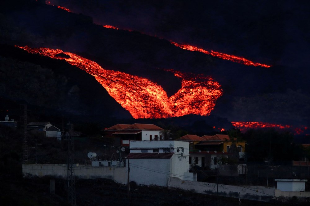 İspanya'daki yanardağ 1 aydır faaliyette - 12