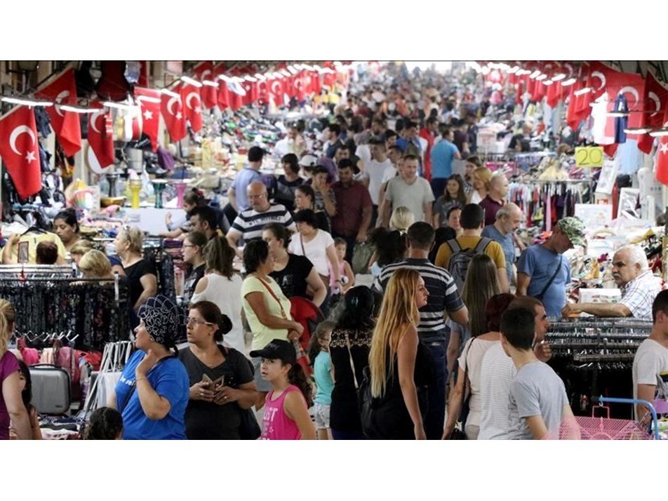 Edirne'ye bayramda 300 bin araç girişi oldu