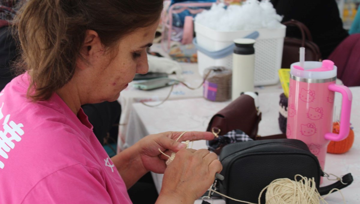 Hem üretiyor hem kazandırıyor: Aile ekonomisine katkı için çalışıyorlar