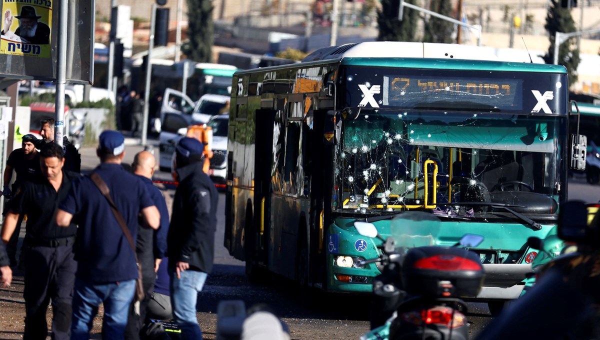 SON DAKİKA HABERİ: Kudüs'te patlama sesleri: 1 ölü 15 yaralı