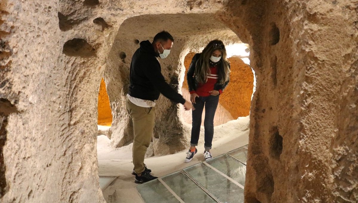 Kaymaklı Yer Altı Şehri turistleri gizemli yolculuğa çıkarıyor Kaymaklı Yer Altı Şehri turistleri gizemli yolculuğa çıkarıyor