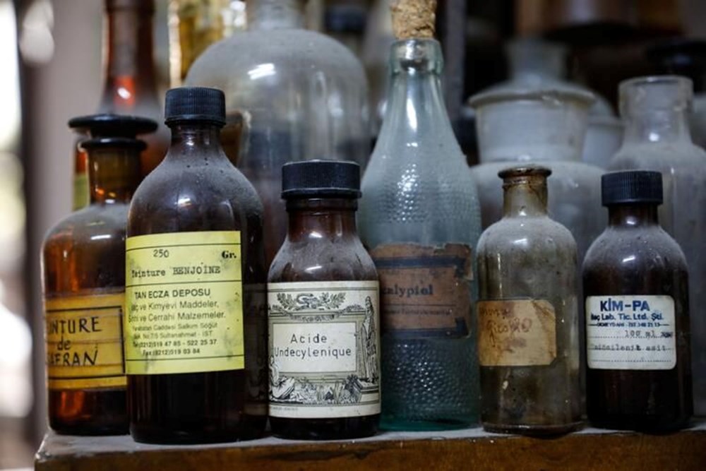 İstanbul'un 120 yıllık eczanesi müze oluyor - 5