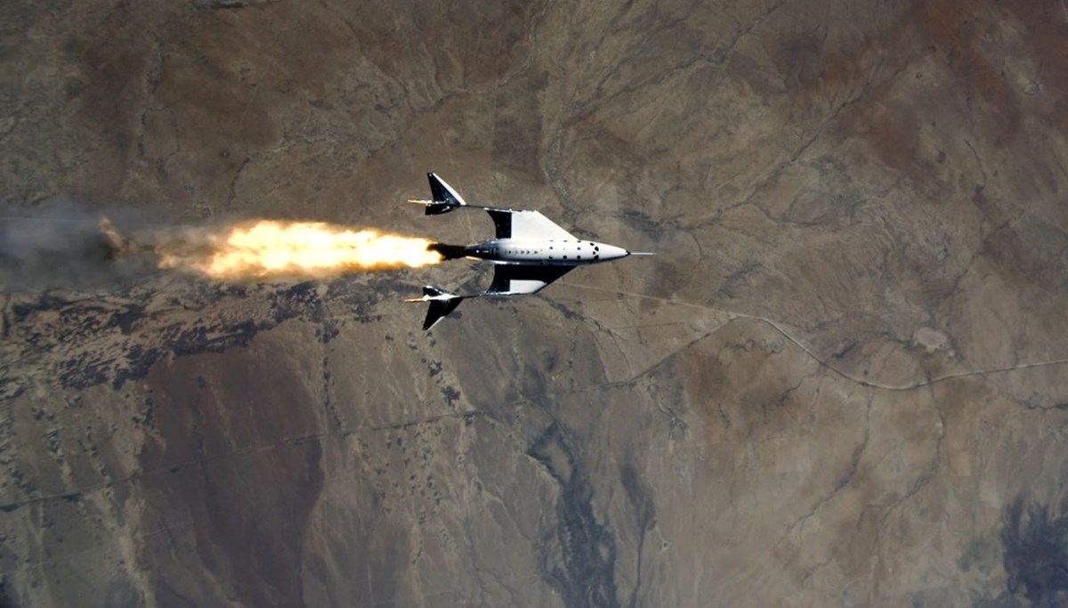 Virgin Galactic 450 bin dolara bilet satıyor Virgin Galactic 450 bin dolara bilet satıyor