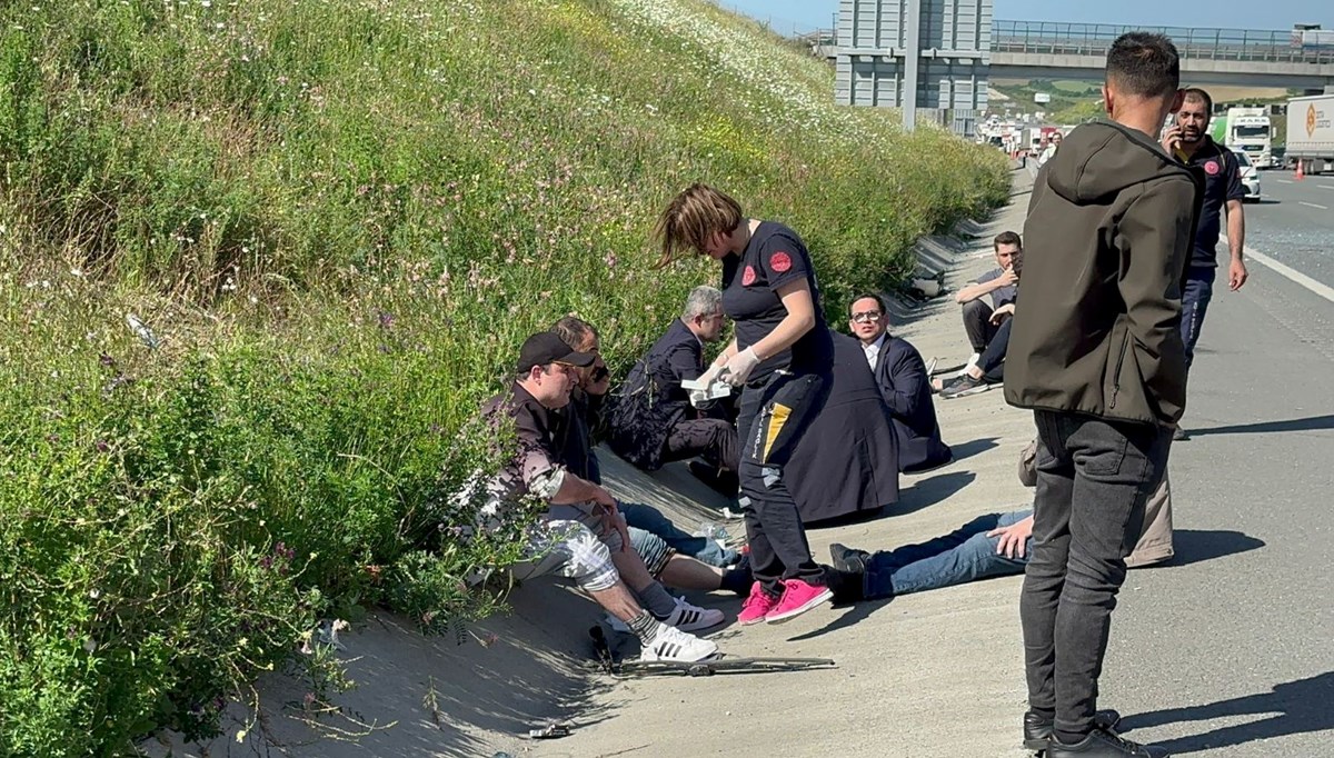 Kuzey Marmara Otoyolu'nda zincirleme kaza: Çok sayıda yaralı Kuzey Marmara Otoyolu'nda zincirleme kaza: Çok sayıda yaralı