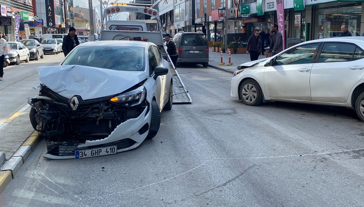 Erzincan’da 8 araçlık zincirleme kaza