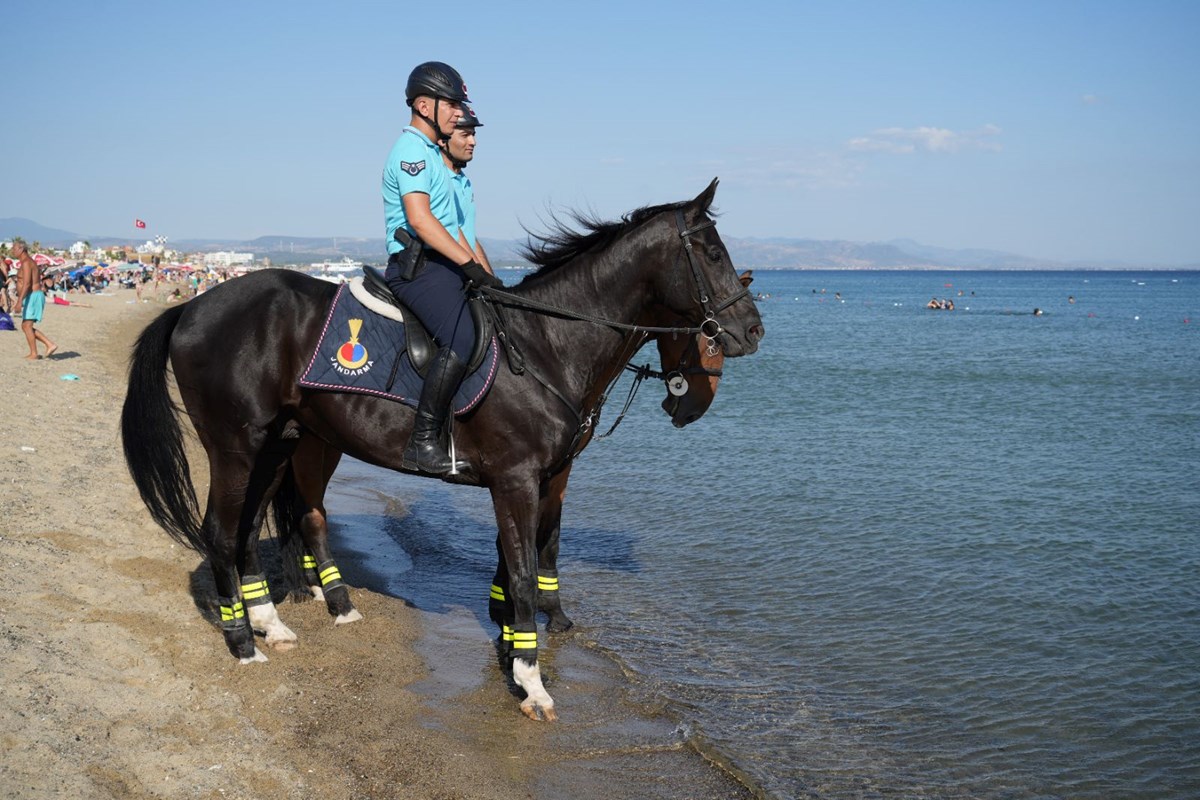 Plajların güvenliği onlara emanet! Görev başladılar