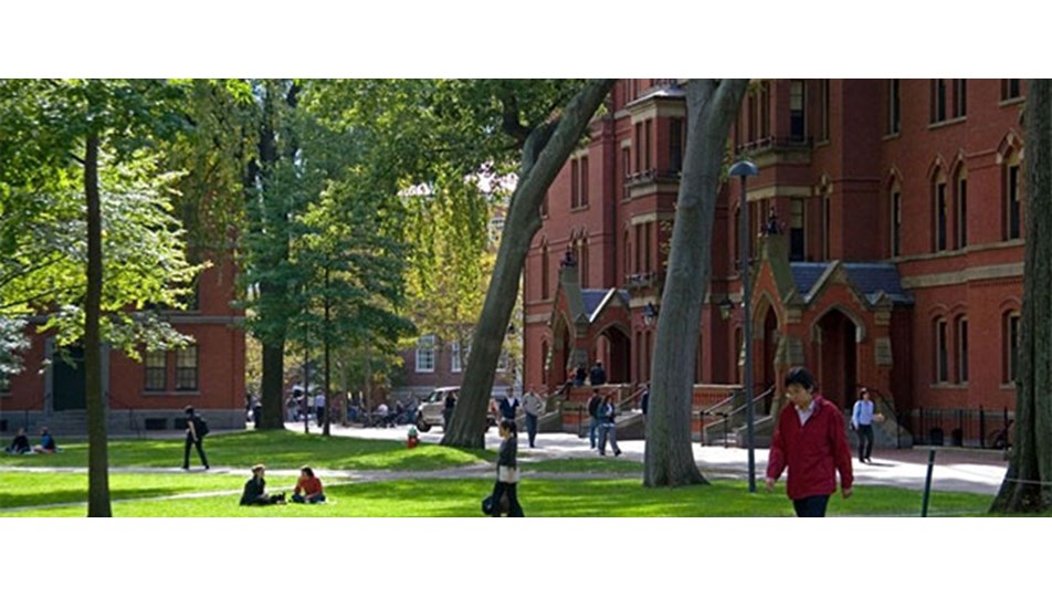 Harvard'a tarihi bağış