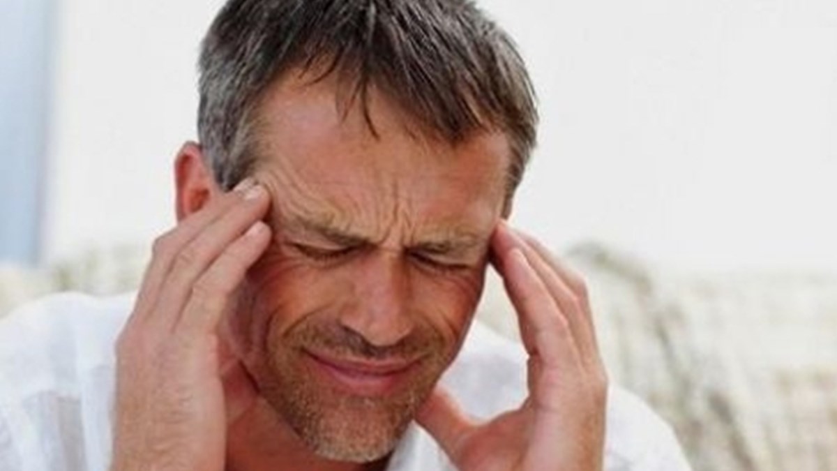 bas agrisinin nedeni anevrizma olabilir