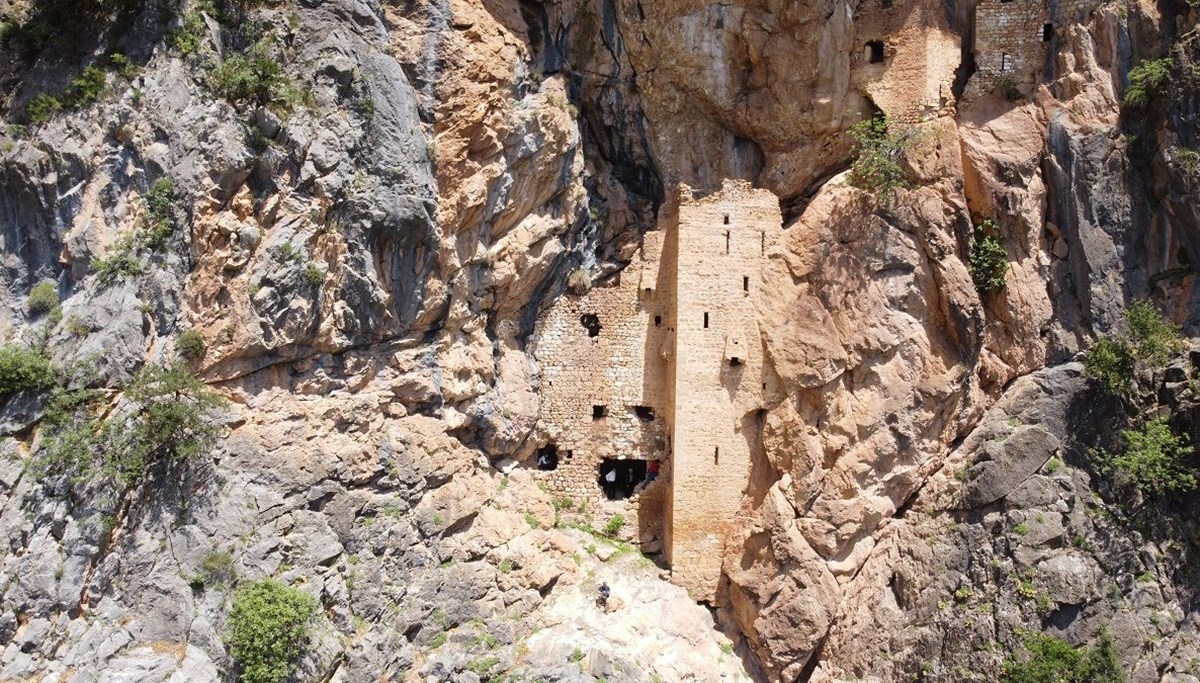 Torosların Sümelası olarak tabir edilen Sin Manastırı, keşfedilmeyi bekliyor