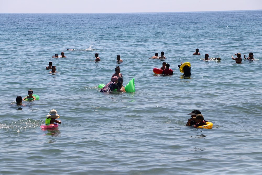 Meteoroloji uyardı, bazı il ve ilçelerde denize girmek yasaklandı - 12