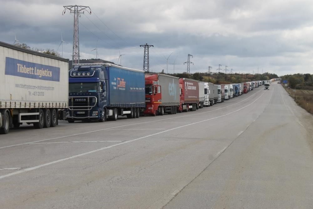Bulgaristan sınırında kilometrelerce TIR kuyruğu - 2