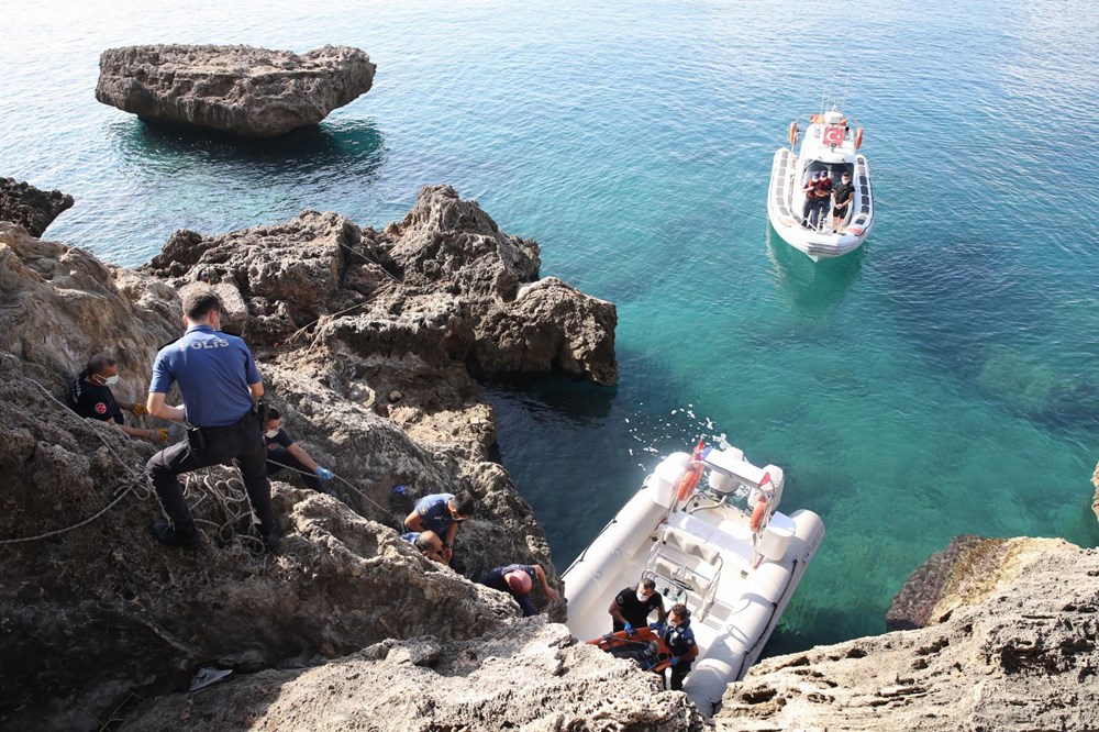 Antalya'da falezlerde can pazarı - 3