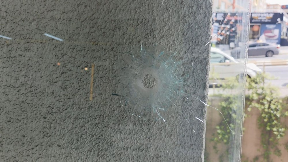 Dövmeyi beğenmedi: Birinci tehditler savurdu sonra dükkana kurşun yağdırdı 74 FGjKHx1s3EaRO7vBQP klA