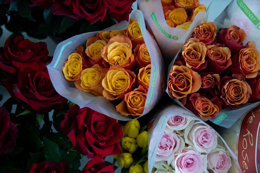 Çiçekçilerde Sevgililer Günü hazırlığı: Tek gülün fiyatı 150 lira - 3