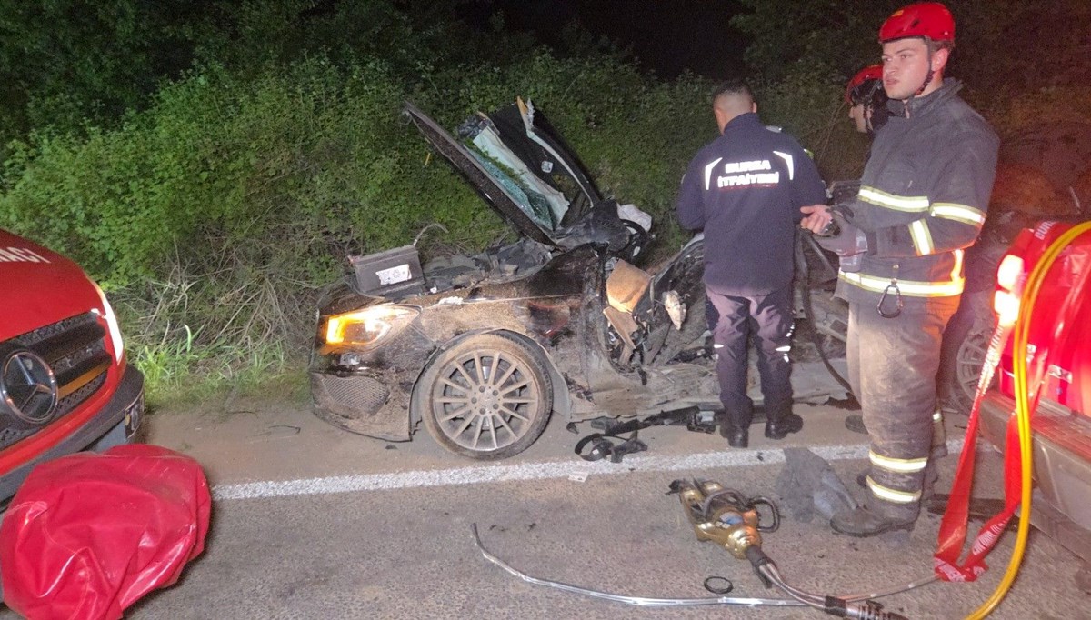 Bursa'da feci kaza: 3 kişi öldü