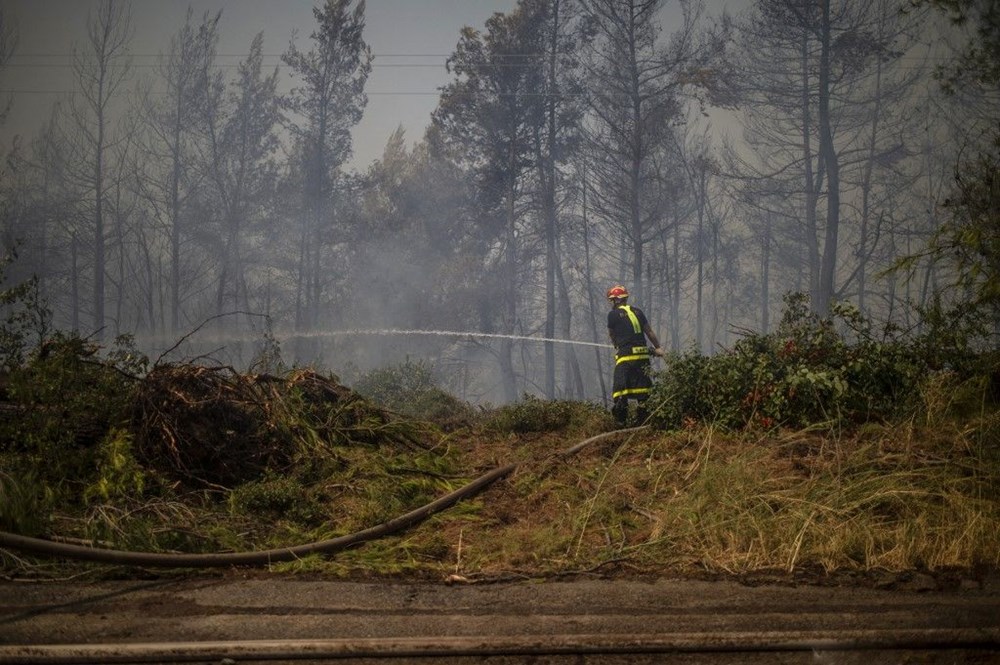 Yunanistan’da yangın felaketinin boyutları ortaya çıktı: 586 yangında 3 kişi öldü, 93 bin 700 hektardan fazla alan yandı - 39