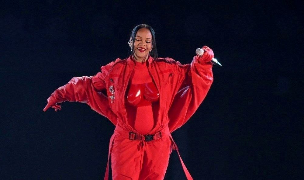 Rihanna'dan 40 milyon dolarlık sahneye dönüş anlaşması - 7