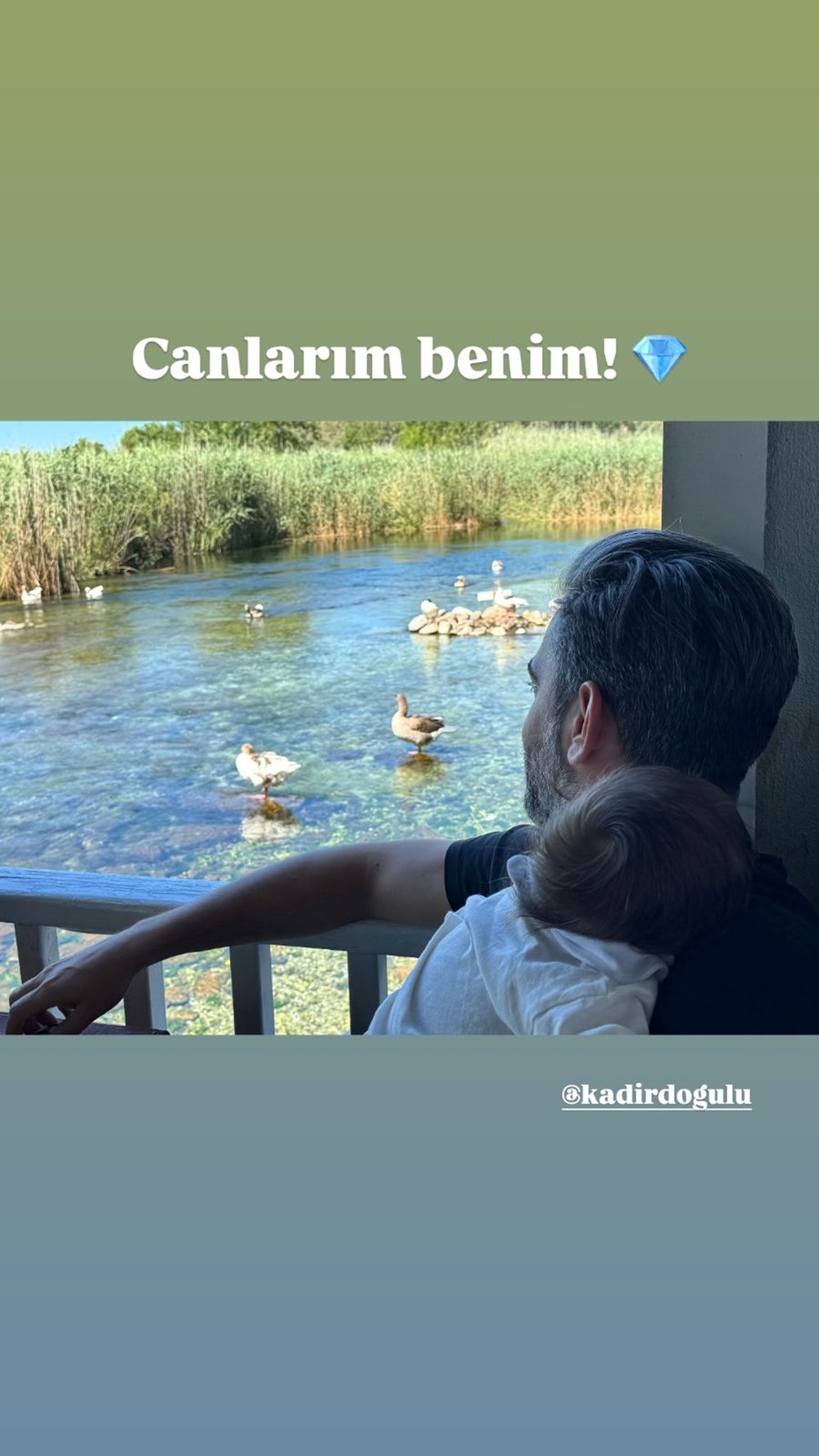 Neslihan Atagül paylaştı: Kadir Doğulu ile oğlu Aziz'den yeni kare - 4