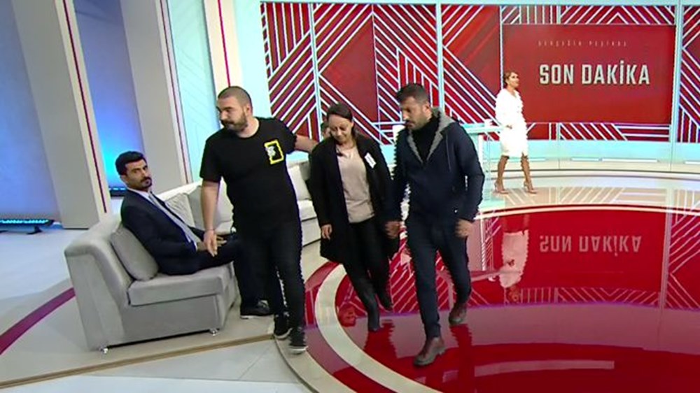 SMA bağışı skandalına canlı yayında gözaltı - 13
