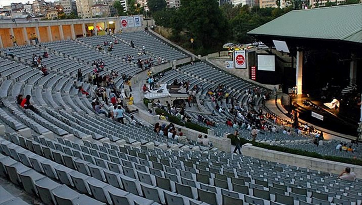 Boş koltuklar gençlerin olacak (Radar İstanbul ile 'Koltuk senin' uygulaması)