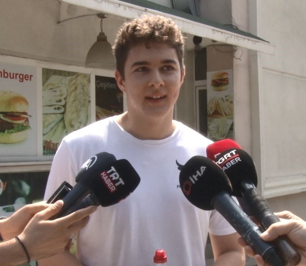 YKS'de ilk oturum (TYT) heyecanı: Sınava geç kalanların hayalleri yıkıldı! - 18