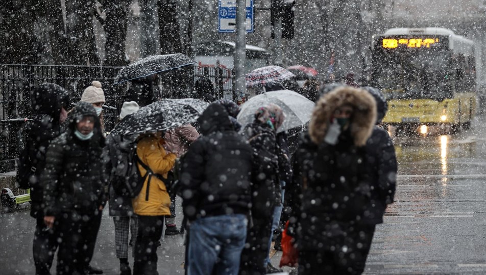 Hava durumu: İstanbul'da kar kaç gün etkili olacak?