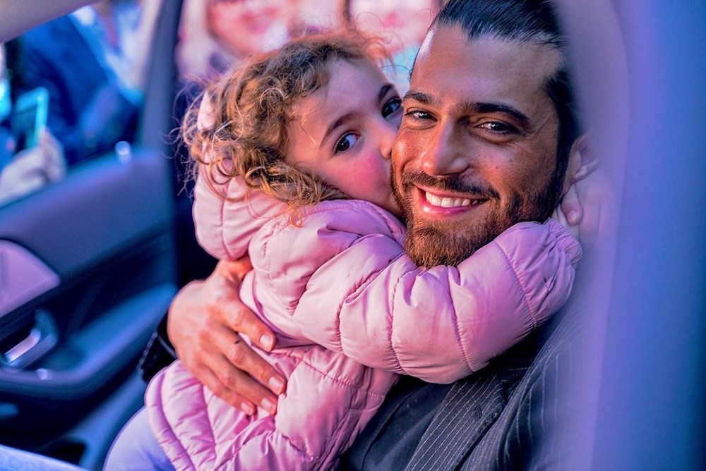 Can Yaman yardım projesi için İtalya turunda - 4