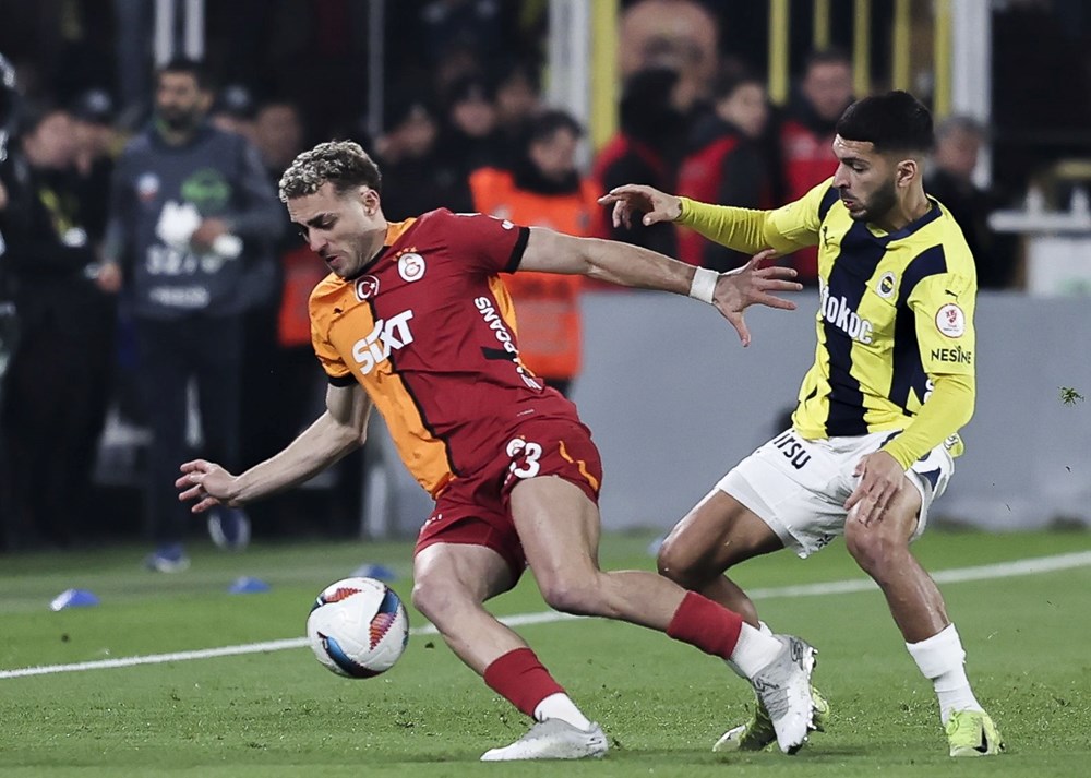 Canlı anlatım | Fenerbahçe ile Galatasaray çeyrek finalde karşı karşıya: İlk yarıda 3 gol - 3
