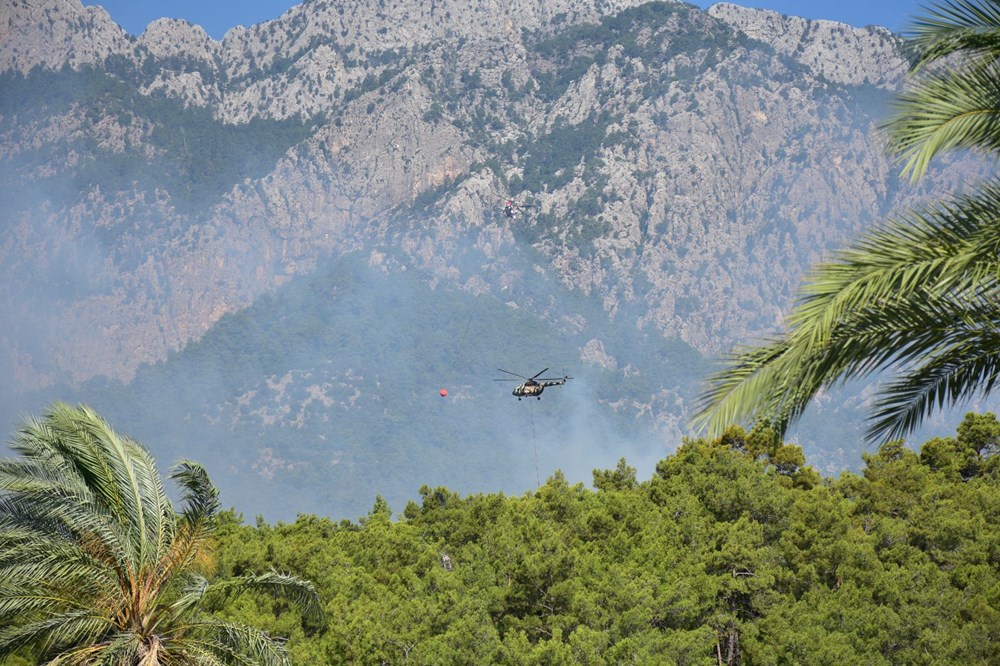 Antalya Kemer'deki orman yangını 2. gününde - 11