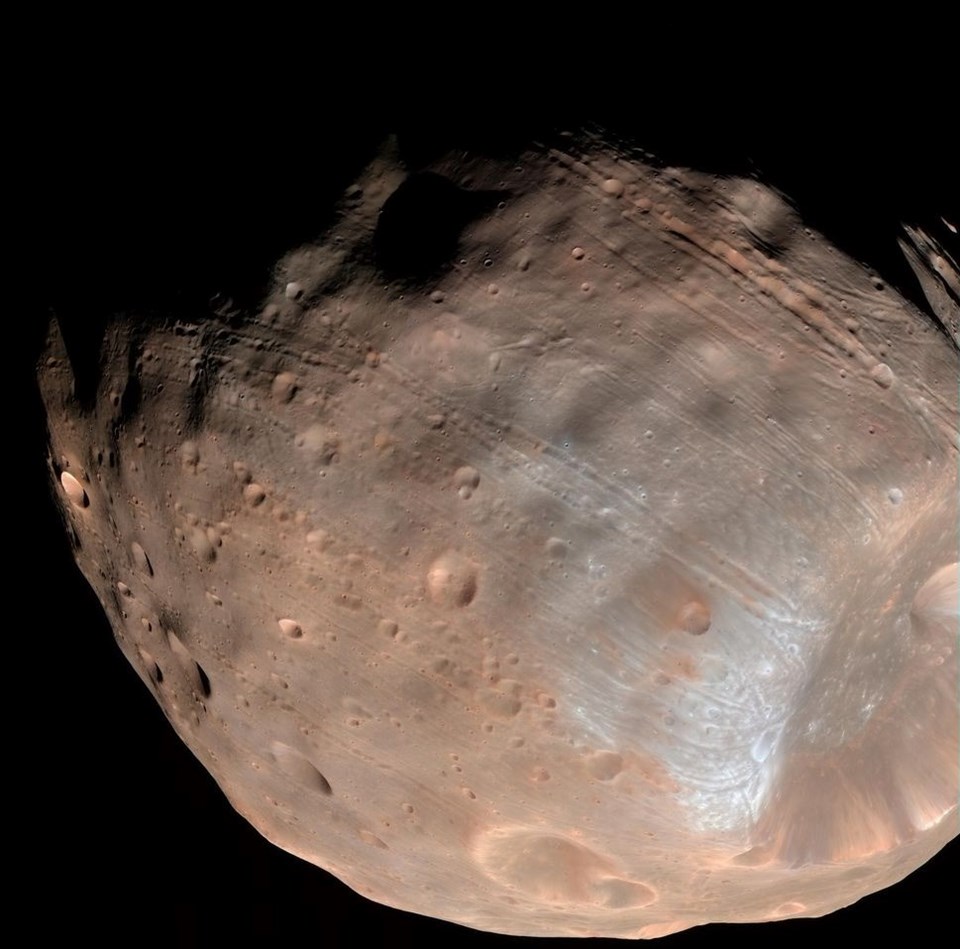 Mars'ın uyduları Phobos ve Deimos eski bir kuyruklu yıldız olabilir - 1