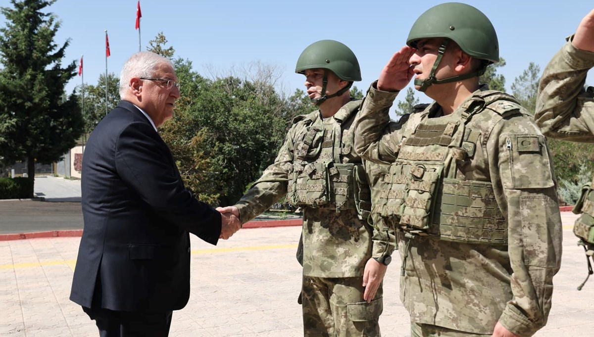 Bakan Güler Şırnak'ta