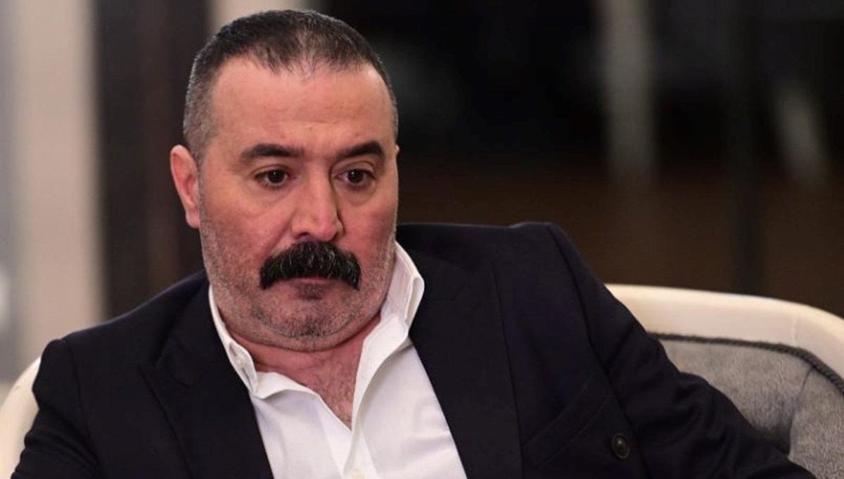 Ben Bu Cihana Sığmazam’ın Behçet Şavlı'sı Mustafa Üstündağ kimdir? Ben Bu Cihana Sığmazam’ın Behçet Şavlı'sı Mustafa Üstündağ kimdir?