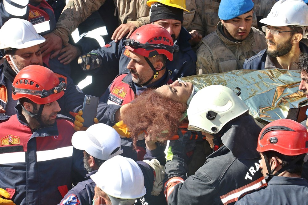 Deprem bölgesinden mucize kurtuluşlar - 60