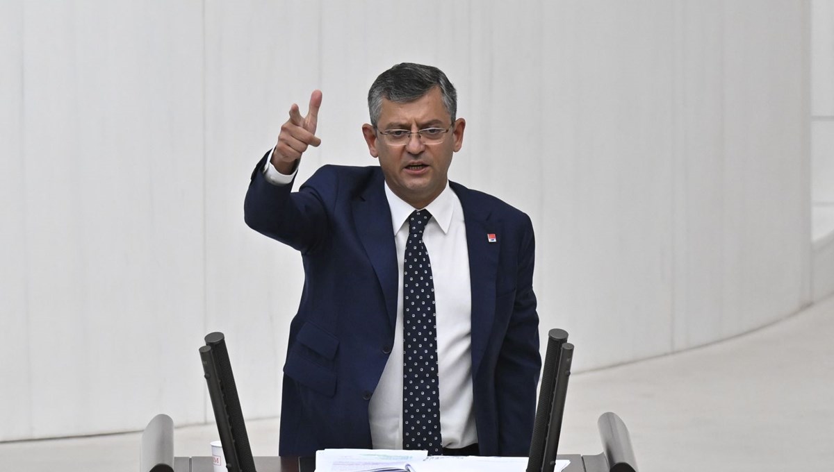 Özgür Özel'den Özgür Özel'den