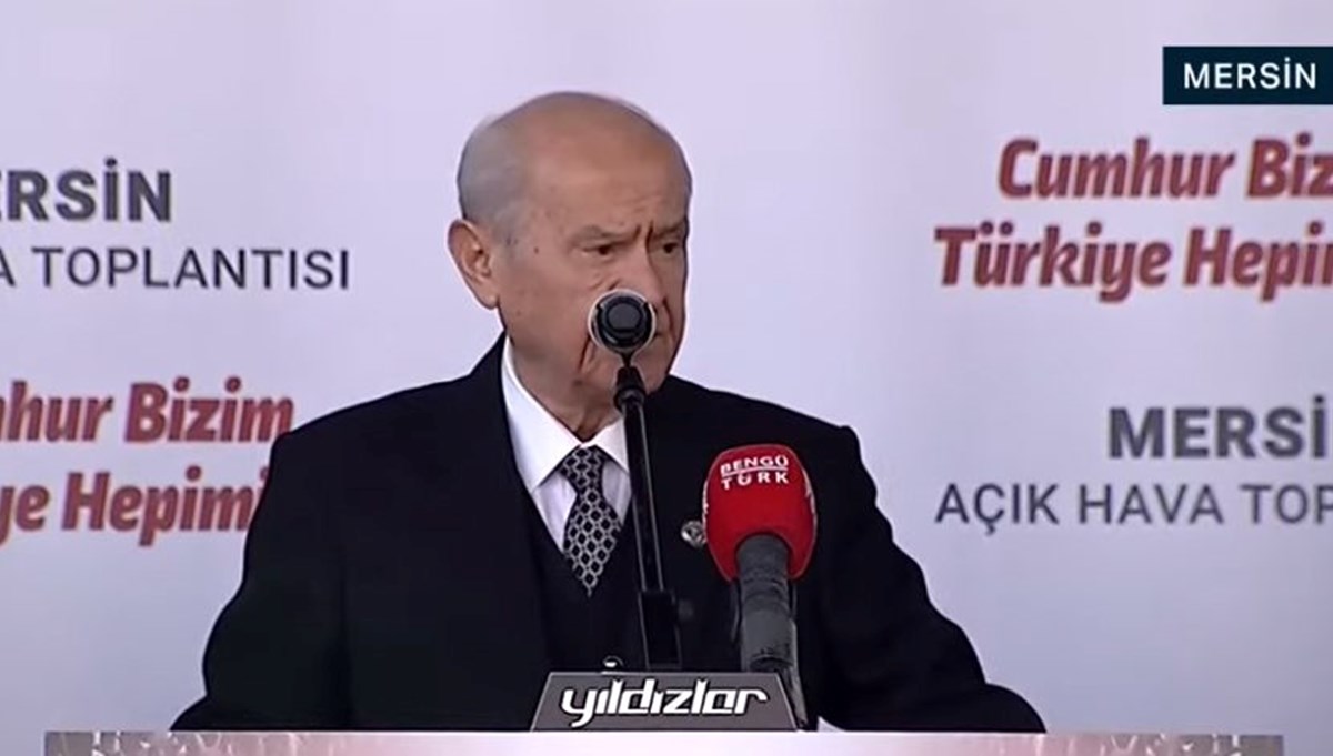 MHP ilk mitingini Mersin’de yaptı | Devlet Bahçeli: Yıkım belediyeciliğinin 63 günü kaldı MHP ilk mitingini Mersin’de yaptı | Devlet Bahçeli: Yıkım belediyeciliğinin 63 günü kaldı